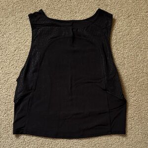 Lululemon Black Sleeveless Women's Workout Cropped tank